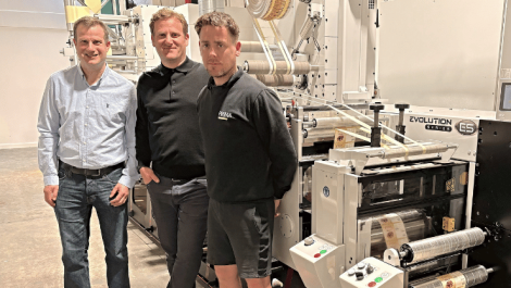 Prima celebrates food safety accreditation and adds Mark Andy press