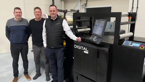 Kingfisher goes digital with Mark Andy hybrid press