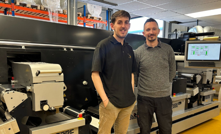 Eclipse installs new finishing line from ABG