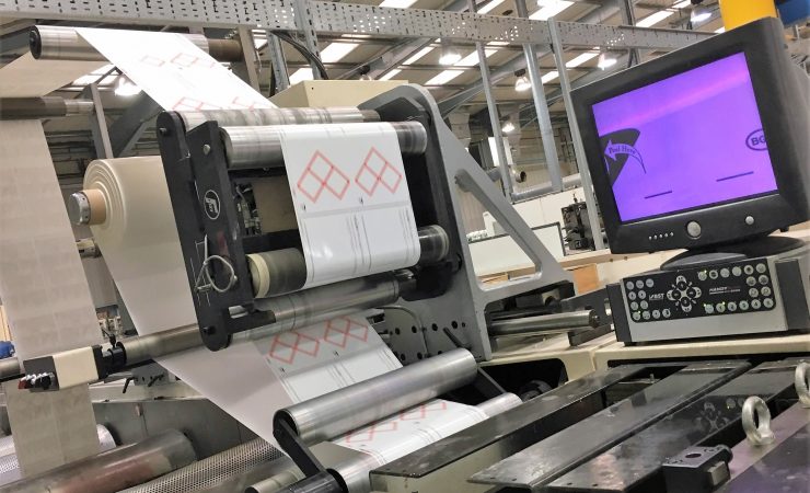 Pulse Roll switches to multi-layer labels